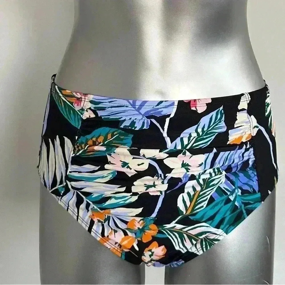 Free 🆕Swimsuit  Bottoms